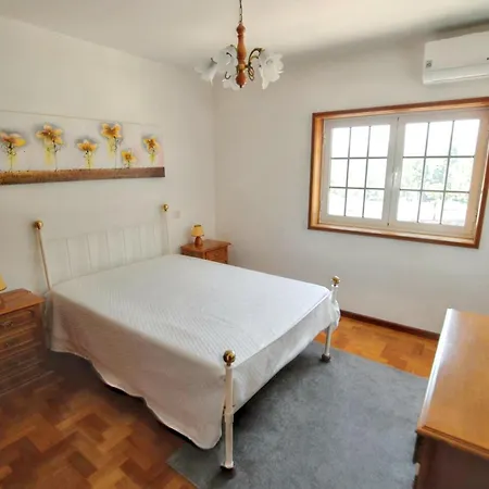 Elegant House In Santa Maria Da Feira With Balcony And View *